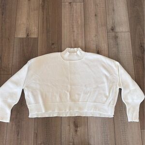 Zenana cropped sweater size S/M